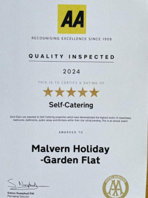 Malvern Holiday- Garden Flat